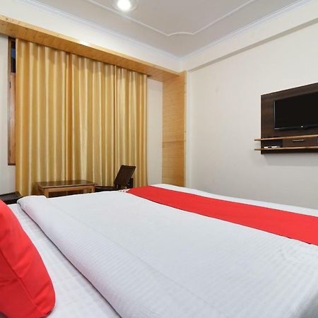 Assi River Guest House พาราณสี ภายนอก รูปภาพ