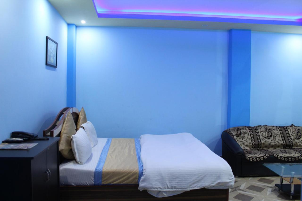 Assi River Guest House พาราณสี ภายนอก รูปภาพ