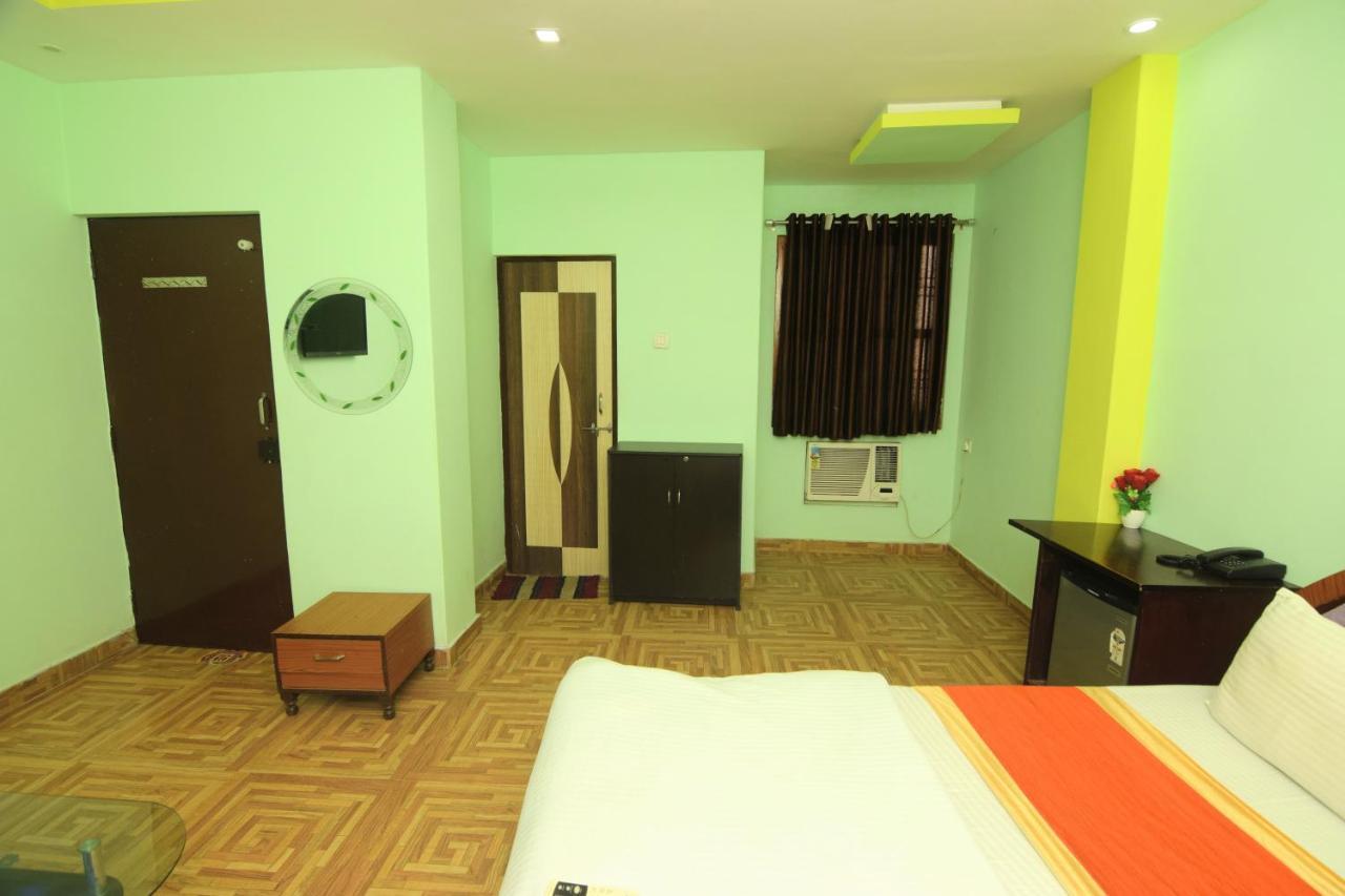 Assi River Guest House พาราณสี ภายนอก รูปภาพ