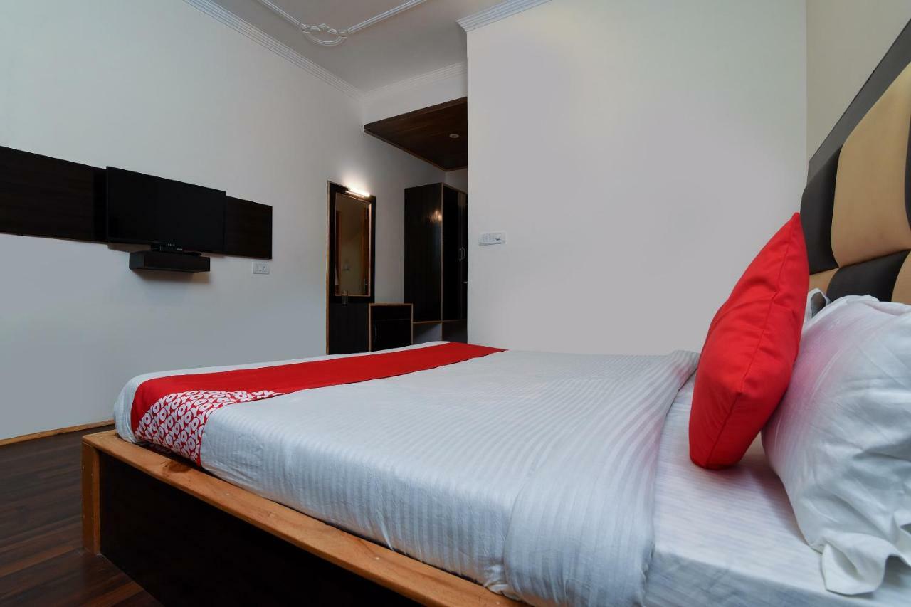 Assi River Guest House พาราณสี ภายนอก รูปภาพ