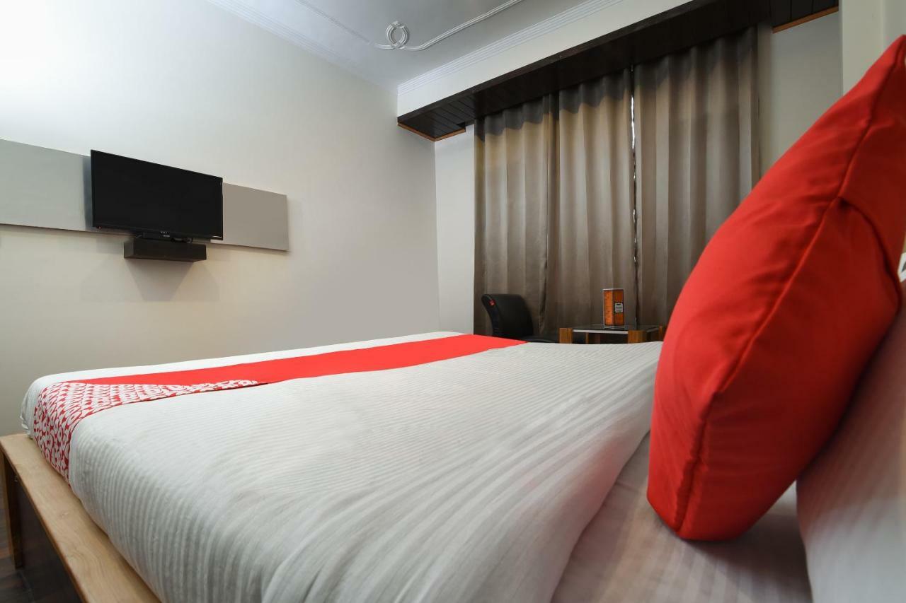Assi River Guest House พาราณสี ภายนอก รูปภาพ